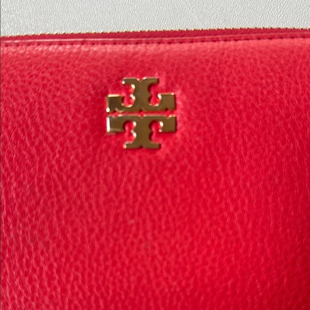 Authentic Tory Burch Red Pebbled Leather Wallet